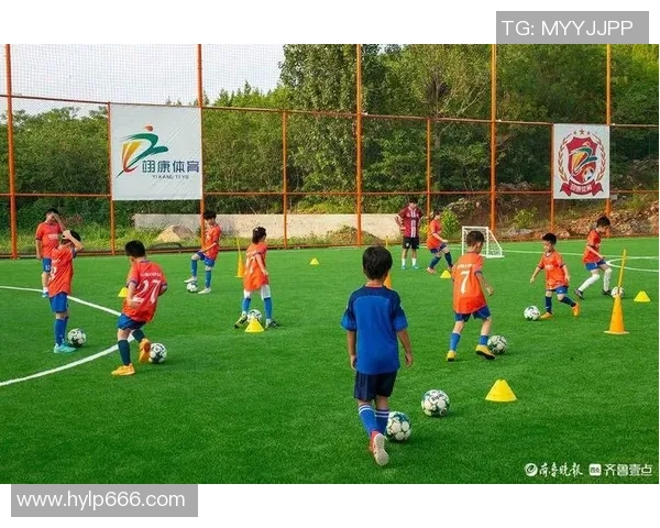 足球速袋子助你轻松携带装备畅享比赛乐趣的完美选择